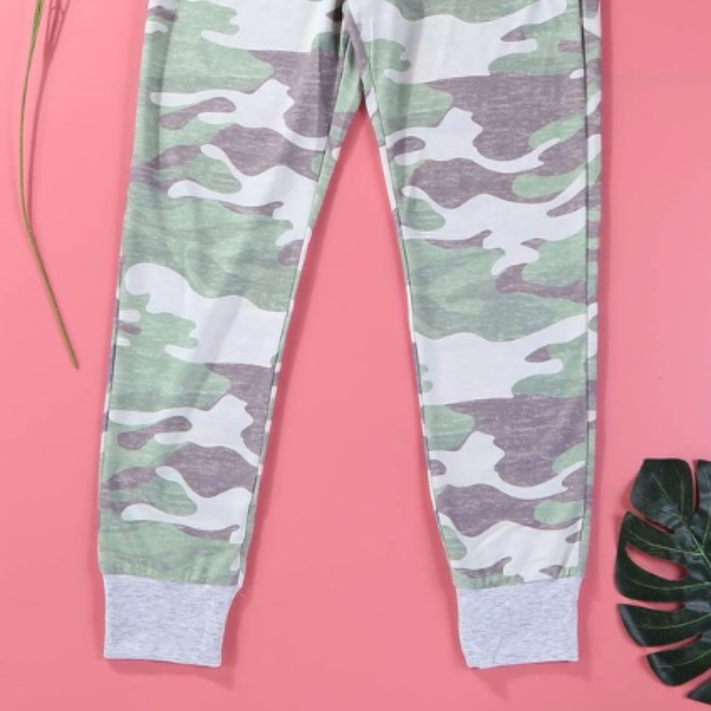 1 left 5X H.P. Camo Sports Pants - Picture 11 of 13